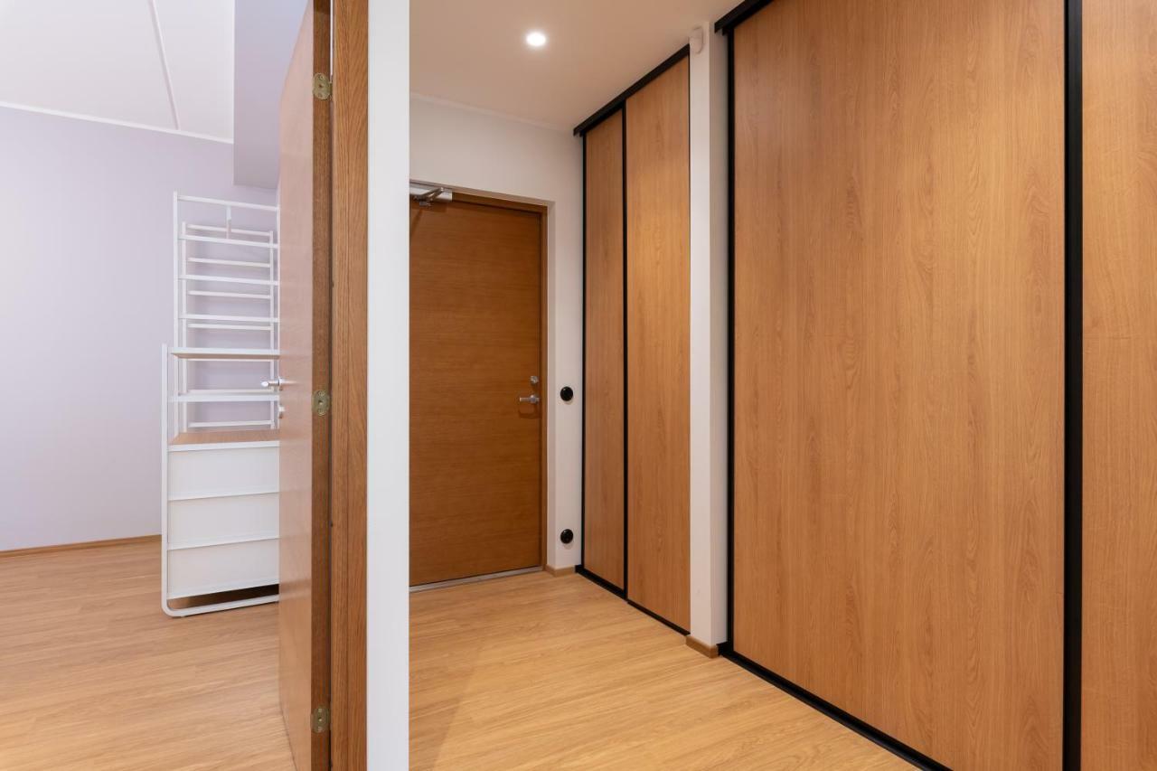טאלין Self-Check-In 2 Bedroom Apartment With A Terrace And Free Parking מראה חיצוני תמונה